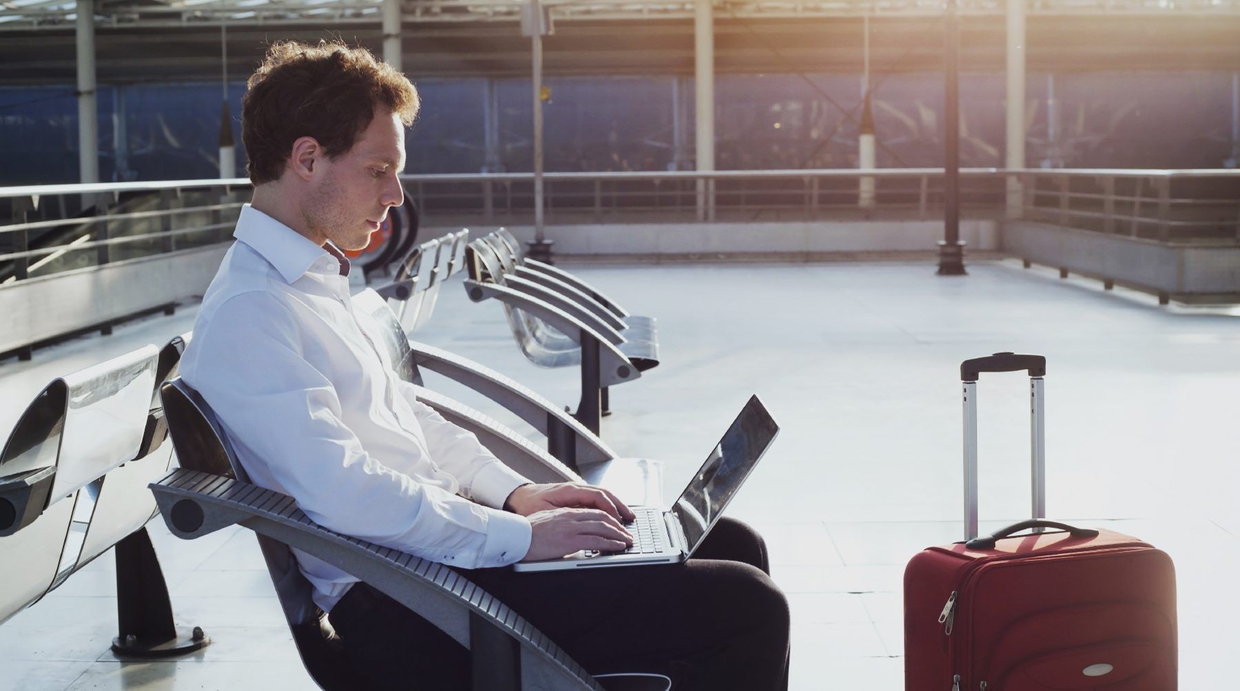 Роструд дал ответ об оплате переработок в командировках