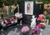 Началова с того света «пожаловалась» Кравец на свой могильный памятник