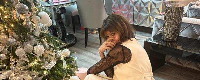 Экс-супруга Аршавина не получила от футболиста помощи на свое лечение