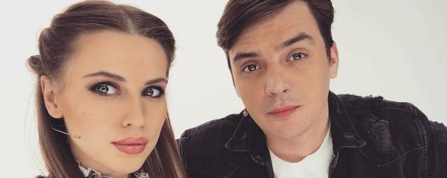 Звезда «Дома-2» Саша Артемова сообщила, что разводится с Евгением Кузиным