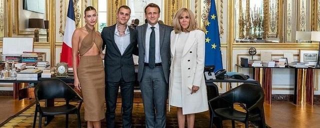 Джастин Бибер и Хейли Болдуин встретились с президентом Франции