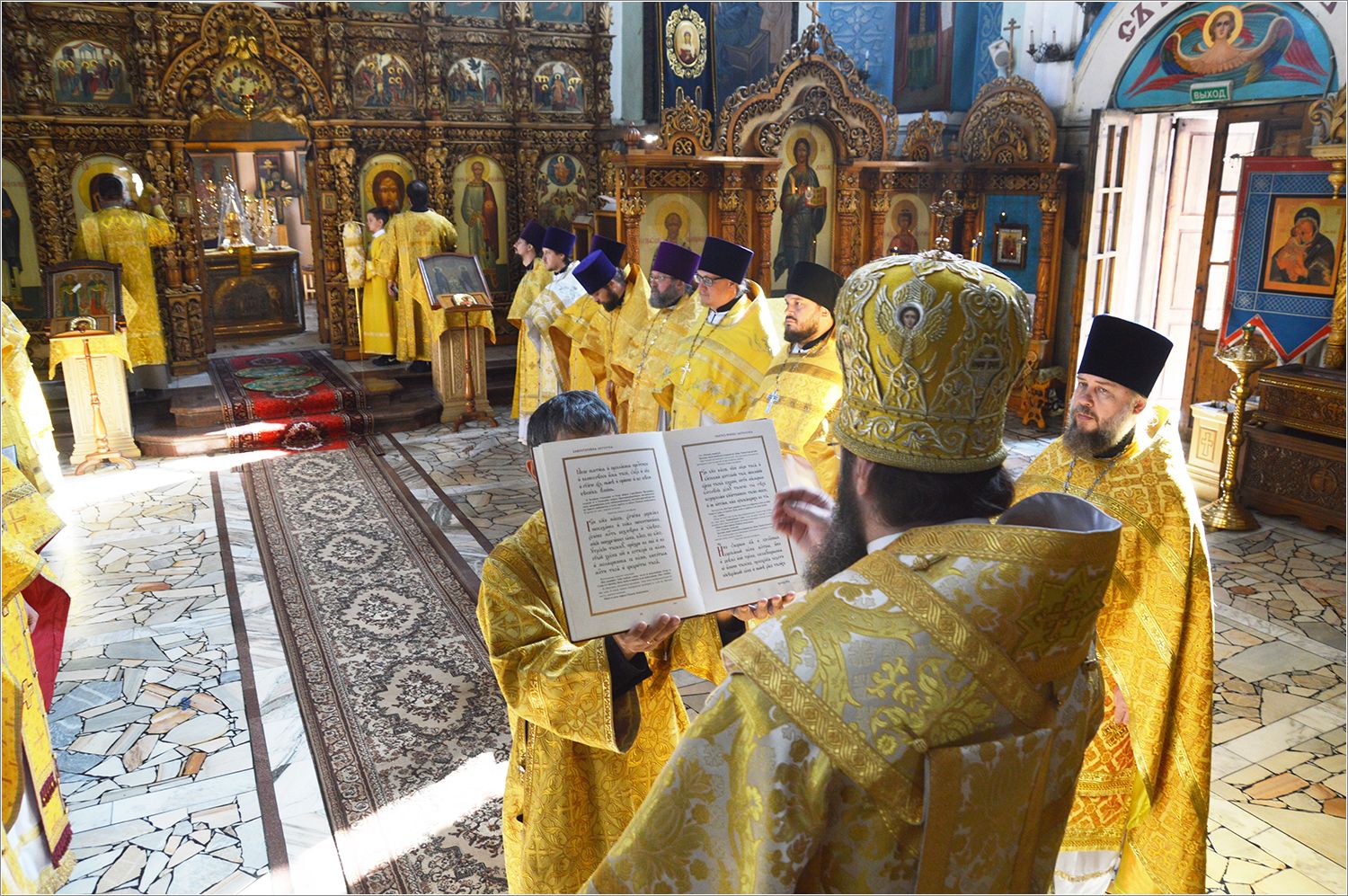 Проповедовать православные. Память Патриарха Иова. Елабужское викариатство.