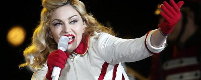 Мадонна попросила Папу Римского о встрече, чтобы обсудить «важные дела»