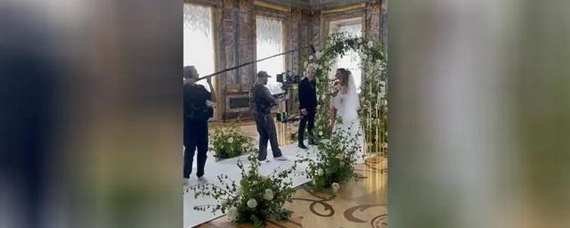 Певец Shaman сыграл свадьбу в Мраморном дворце в Петербурге