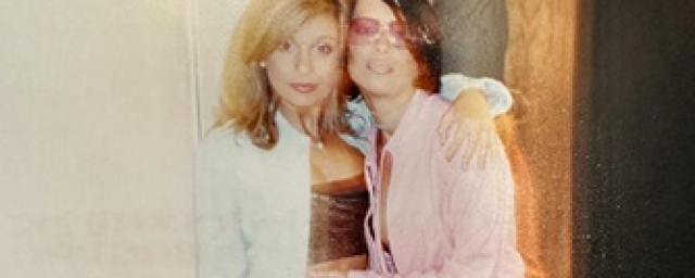 Ольга Орлова опубликовала фото с Жанной Фриске в годовщину ее смерти