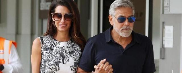 Амаль и Джордж Клуни появились вместе на Венецианском кинофестивале