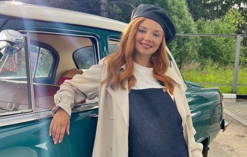Беременная актриса Ольга Кузьмина попала в аварию: «Он вырвал часть моего бампера»