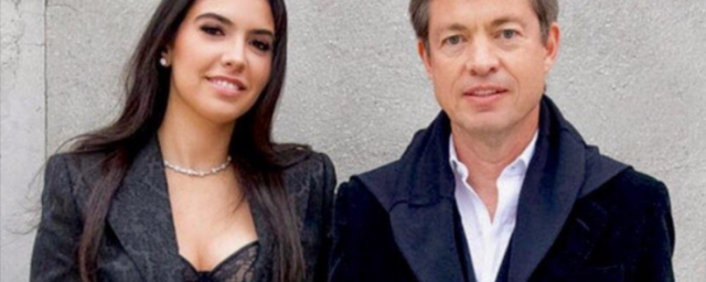 29-летняя возлюбленная Аль Пачино вернулась к 62-летнему миллиардеру