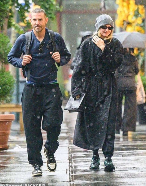 Папарацци подловили Джиджи Хадид и Брэдли Купера на свидании в Нью-Йорке