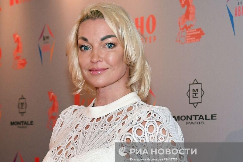 Анастасия Волочкова раскрыла имя человека, который слил скандальный ролик