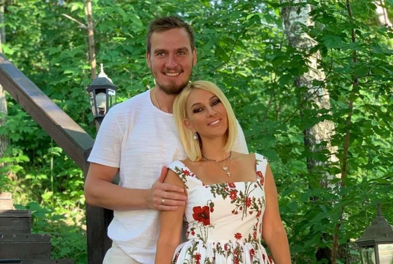 Кудрявцева призналась, что ревновала мужа-хоккеиста «к швабрам из ресторанов»