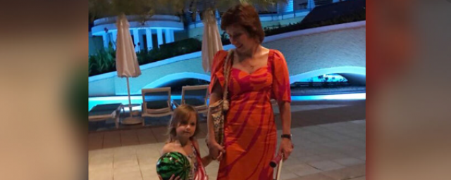 Телеведущая Светлана Зейналова улетела с детьми в Турцию